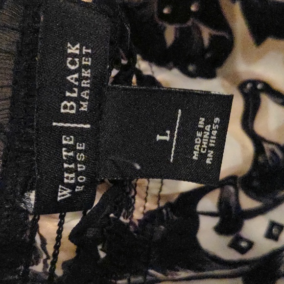 White House Black Market women's blouse Damask sequined cold shoulder EUC - Picture 3 of 5